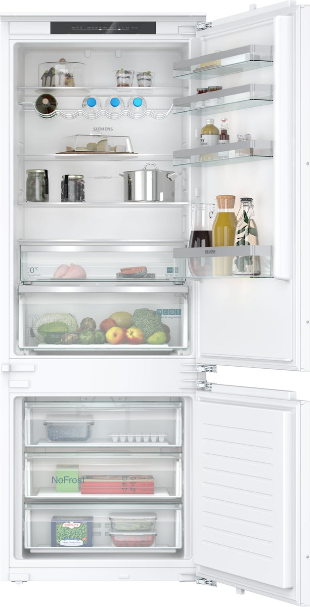 Siemens iQ300 KB96NVFE0, 383 l, NoFrost-Funktion (Kühleinheit), SN-ST, 34 dB, E
