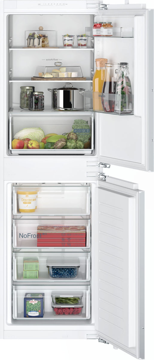 Siemens iQ100 KI85NNFE0, 249 l, NoFrost-Funktion (Kühleinheit), SN-ST, 5,5 kg/24h, E, Fresh Zone Fach