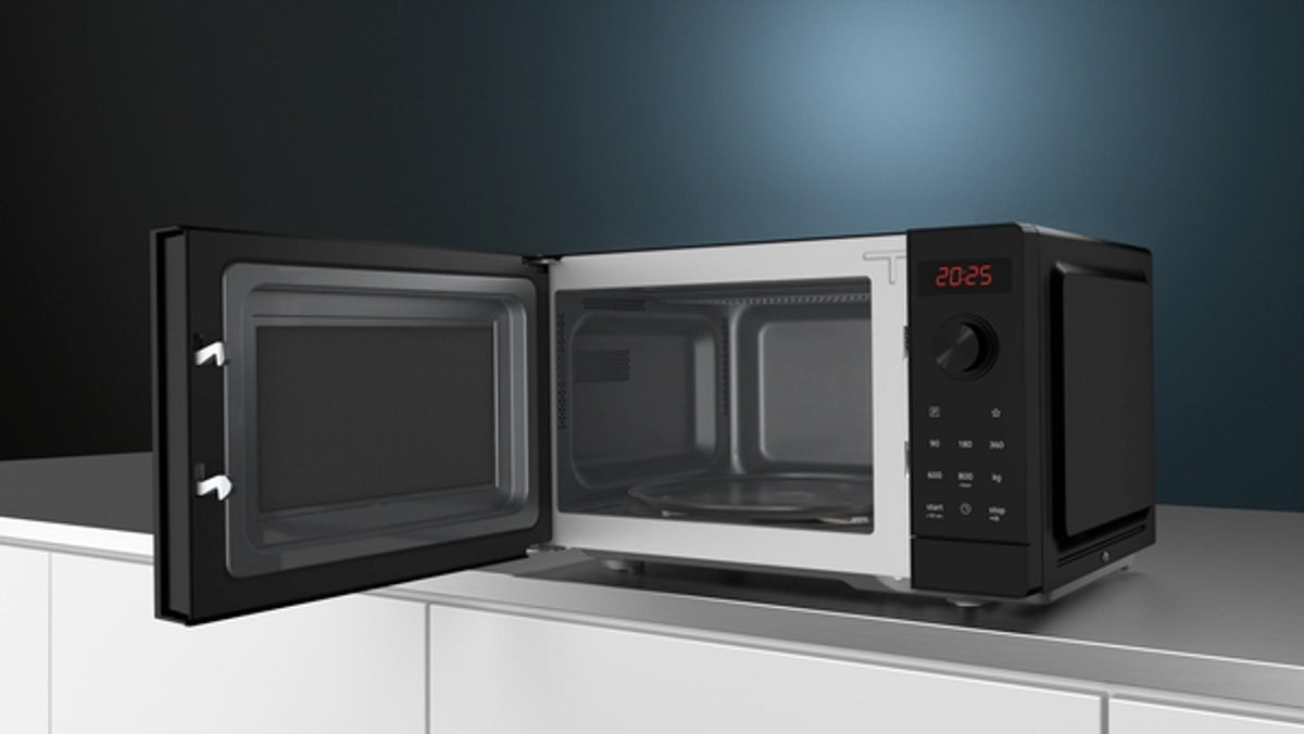 Siemens iQ300 FF023LMB2, Arbeitsplatte, Solo-Mikrowelle, 20 l, 800 W, Eingebautes Display, LED