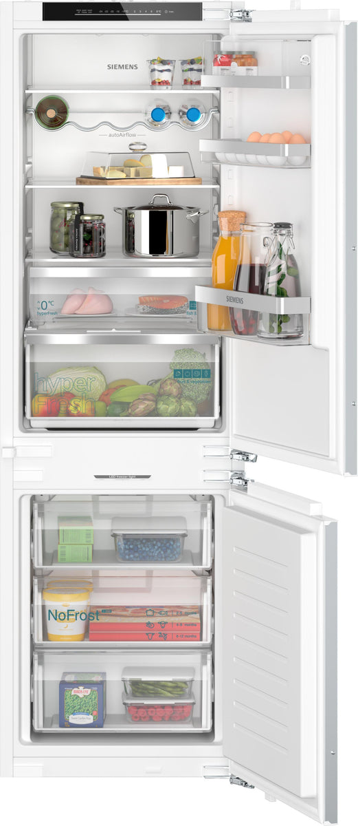 Siemens iQ500 KI86NADD0, 260 l, NoFrost-Funktion (Kühleinheit), SN-ST, 35 dB, 8 kg/24h, D
